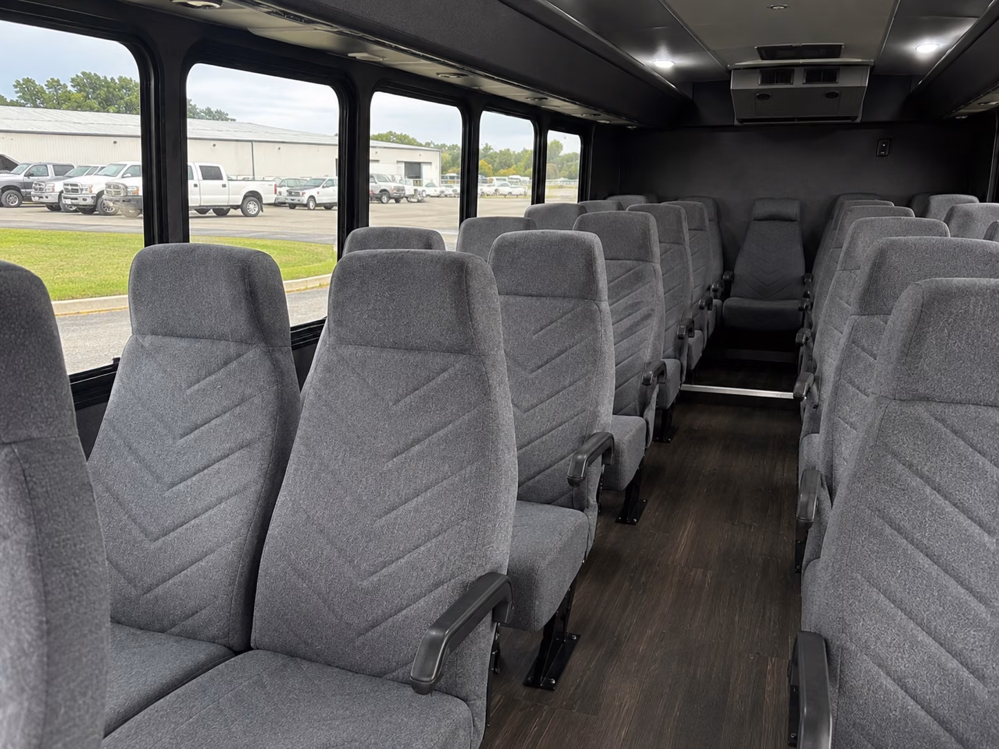 airport transfer buses for redlands wedding guests flying into ontario