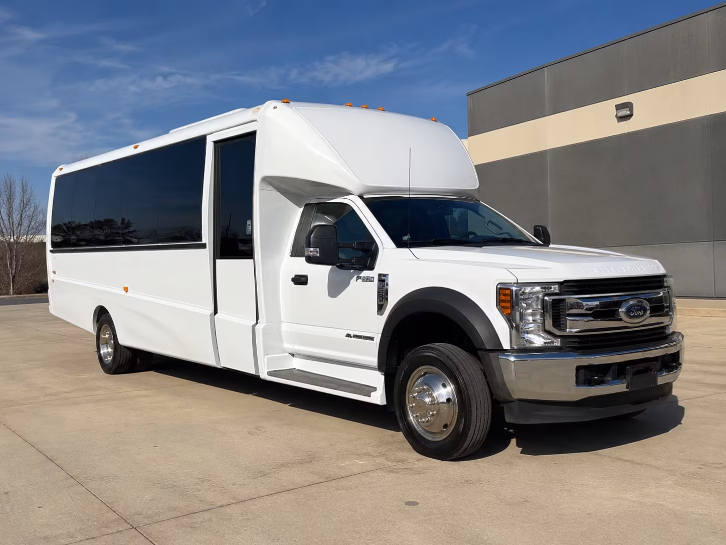 buses for redlands college and university group transportation