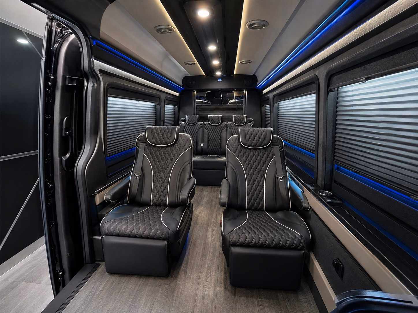 corporate group airport transfers from redlands