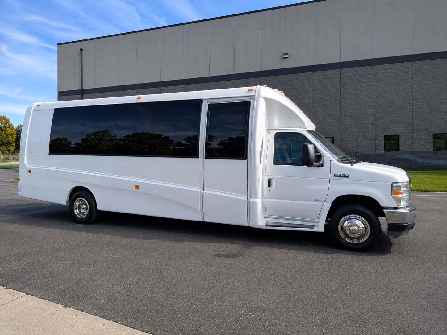 employee shuttle buses for redlands companies and campus commuters